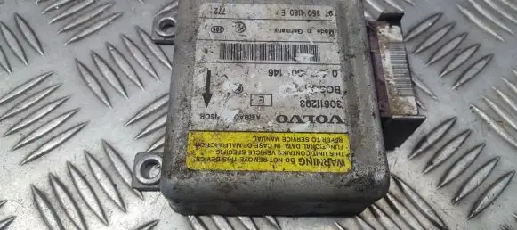 Volvo S40, V40 Airbag control unit/module 30611293 973501180E