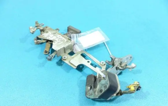 Renault Master II Rear door lock IMPRK890349