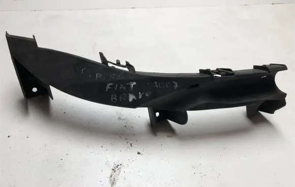 Fiat Bravo Front bumper mounting bracket 43701757