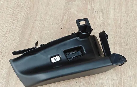 Audi A6 S6 C7 4G Seat belt trim 4G8857792A