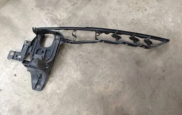 BMW X6 E71 Fender mounting bracket 7157989 51127157989