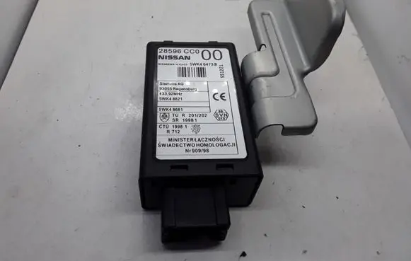 Nissan X-Trail T30 Door central lock control unit/module 28596CC0 5WK46473B 5WK48821
