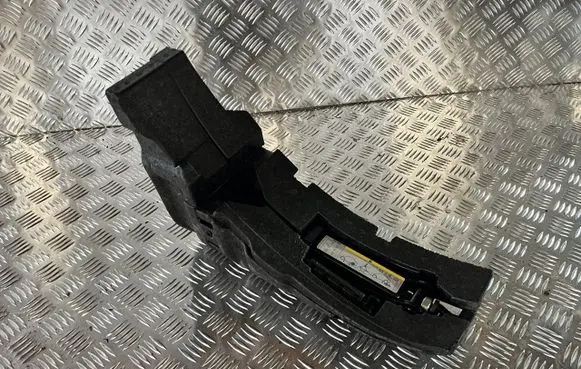 Volkswagen T-Roc Tool set 5G0012115AB