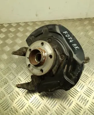 Volkswagen Polo VI Front wheel hub 2Q0615311