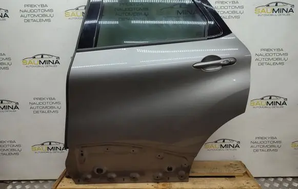 Renault Captur Rear door 