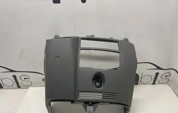 Mercedes-Benz Sprinter W906 Center console A9066800031