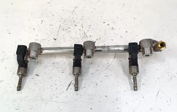 Volkswagen Touareg II Fuel injectors set 03H133317P 03H906036 06J906051C
