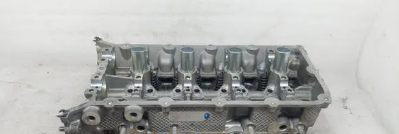 Ford Mustang VI Engine head FR3E6C064CB