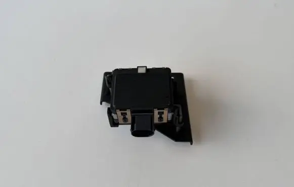 Volkswagen Golf VII Distronic sensor radar 5Q0907561F