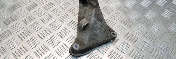 Volvo 850 Engine mounting bracket 074199275A