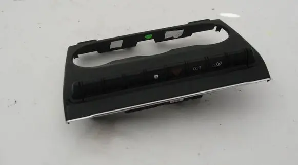 Renault Clio V Dashboard center trim panel brak