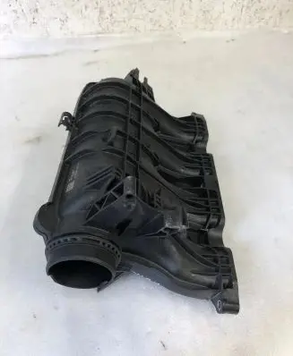 Skoda Kamiq Intake manifold 05e129709f
