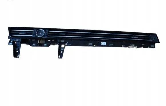 Volkswagen PASSAT B8 Front bumper lower grill