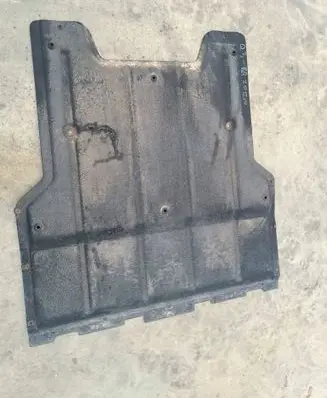 Audi Q3 8U Engine splash shield/under tray