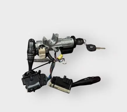 Suzuki Grand Vitara II Ignition lock X1T12671M