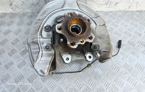 BMW 7 G11 G12 Rear wheel hub 6861135 6861801