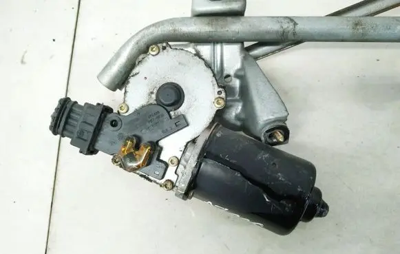 Mercedes-Benz A W168 Wiper motor a1688203442