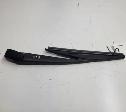 Nissan Leaf I (ZE0) Rear wiper blade arm 39852