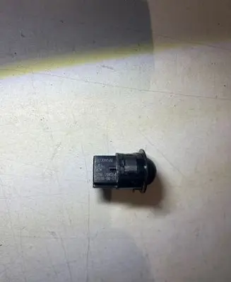 Chrysler Pacifica Sun solar sensor 68230115AB