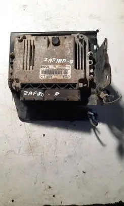Opel Zafira B Engine control unit/module 55202384 0281012710