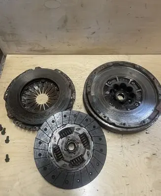 Jaguar XF X260 Clutch set kit G4D36477HB G4D37550DD G4D37540DE
