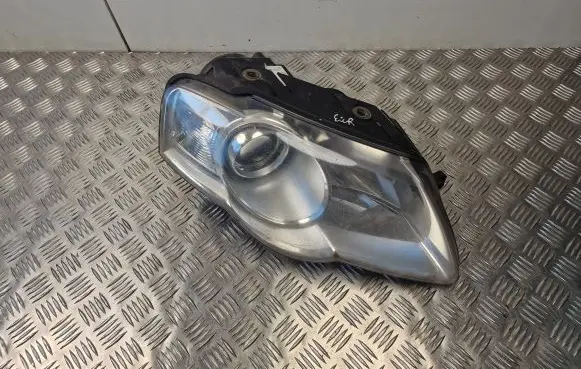 Volkswagen PASSAT B6 Headlight/headlamp 3C0941006Q