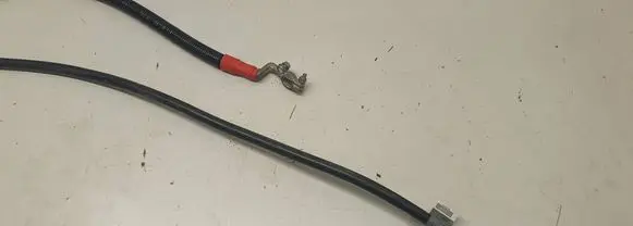 Mercedes-Benz E W211 Positive cable (battery) A2115407907