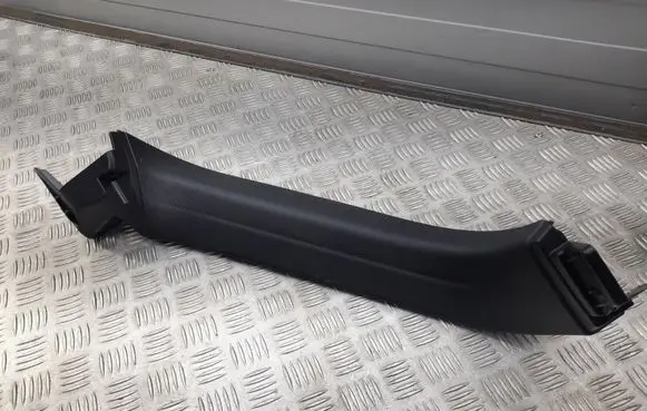 Audi Q7 4M Other trunk/boot trim element 4M0867607B
