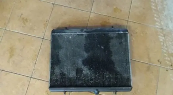 Citroen C4 I Picasso Coolant radiator P9689533490 9917460