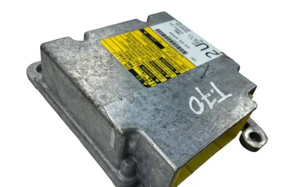 Toyota Avensis T250 Airbag control unit/module 8917005190 215955104