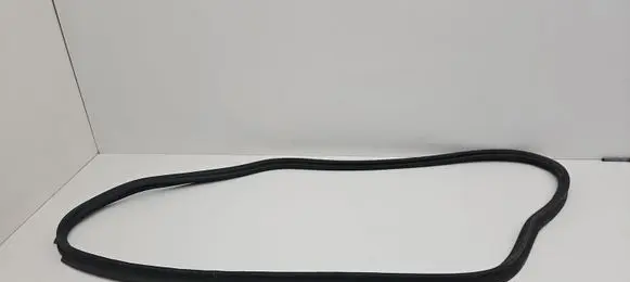 Volvo V60 Trunk rubber seal (body) 895591