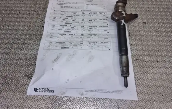 Fuel injector