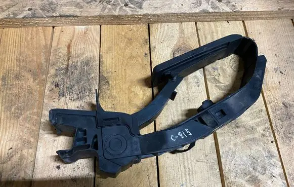 Mercedes-Benz E W211 Accelerator throttle pedal a2113000404 2113000404