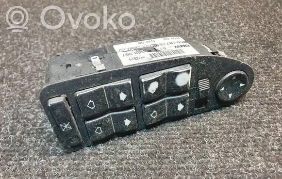 BMW 5 E39 Electric window control switch 61318368987 03725070