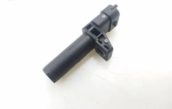 Mercedes-Benz CLS C218 X218 Crankshaft position sensor A2761530128