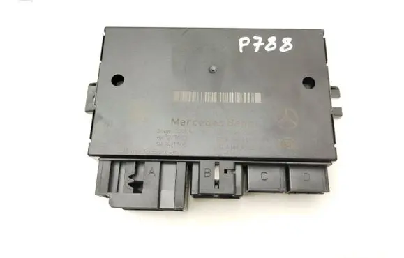 Mercedes-Benz GL X166 Tow bar trailer control unit/module A2469000316