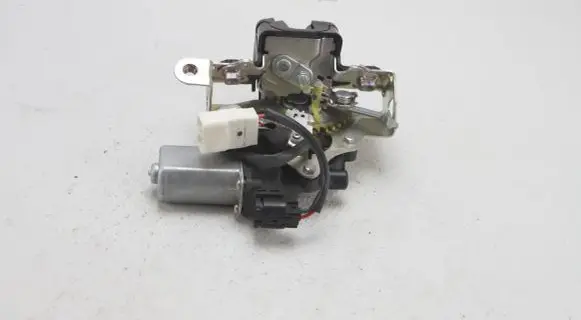 Subaru Outback (BT) Tailgate/trunk/boot lock/catch/latch ED469219