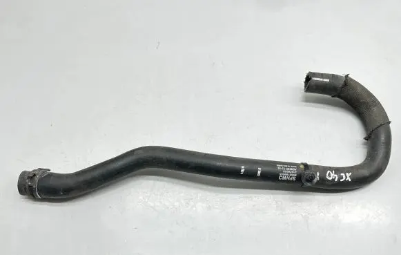 Volvo XC40 Engine coolant pipe/hose 31679318 8888769055