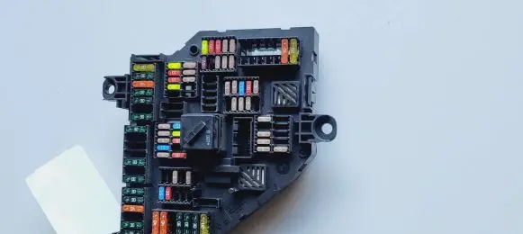 BMW 7 F01 F02 F03 F04 Fuse module 9234423