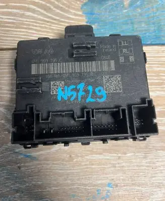 Volkswagen Touareg III Door control unit/module 4M1959795C 4M1959795B