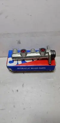 Ford Sierra Master brake cylinder 202134 6118143 83BB2140SA
