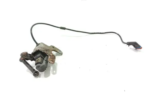 Headlight/headlamp level sensor