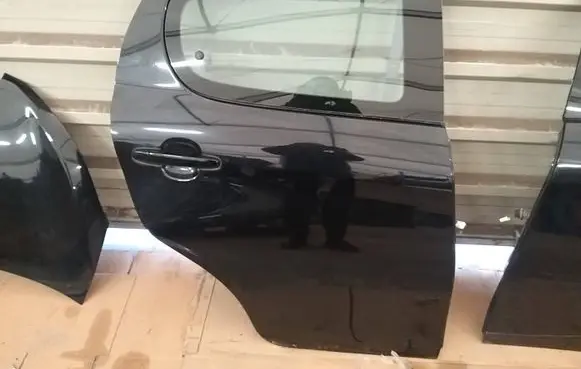 Peugeot 108 Rear door 