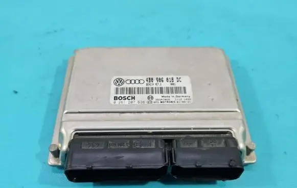 Volkswagen PASSAT B5.5 Engine control unit/module ECU 4B0906018DC IMPRK1383106