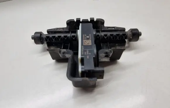BMW 2 Active Tourer U06 Radiator active air flap actuator 5A180E1