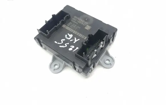 Land Rover Evoque II Door control unit/module J8A214D619CC