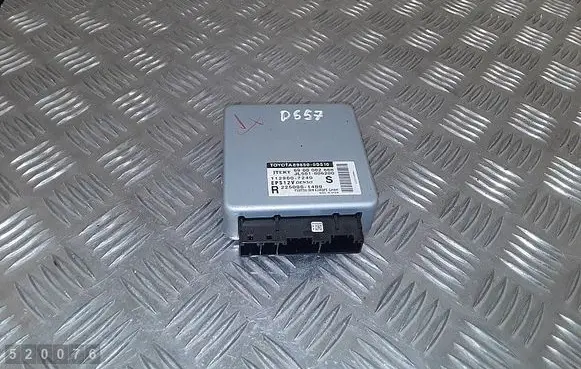 Toyota Yaris Engine control unit/module 896500D510