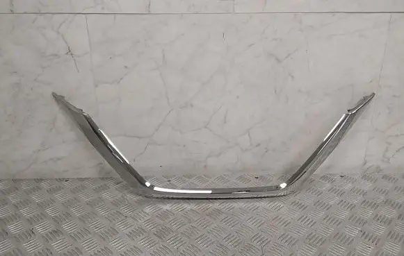 Nissan Leaf II (ZE1) Other exterior part 6202A1900