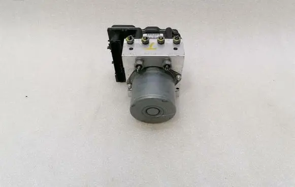 Porsche 911 997 ABS Pump 99735575513