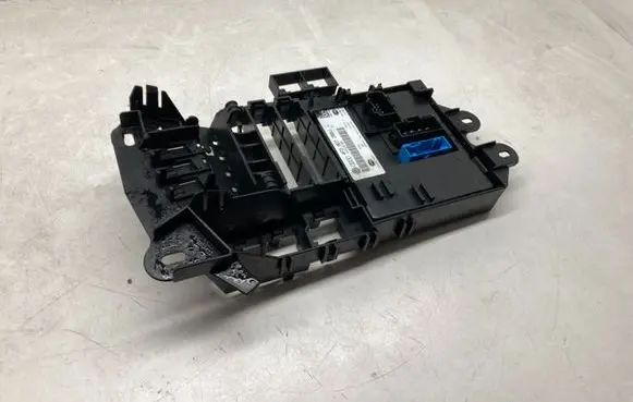 Audi A6 S6 C7 4G Comfort/convenience module 4F0907289J 5DK00876227 4F0910289J